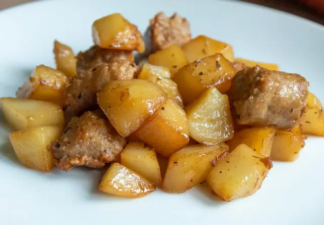 Leggi la ricetta Salsiccia e patate